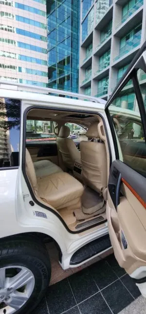 2013 Toyota Land Cruiser
