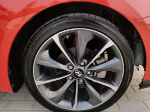 2019 Hyundai Veloster
