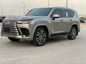 2023 Lexus LX600 in dubai