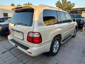 2003 Lexus LX 470