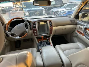2003 Lexus LX 470