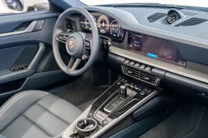 2025 Porsche 911 Carrera
