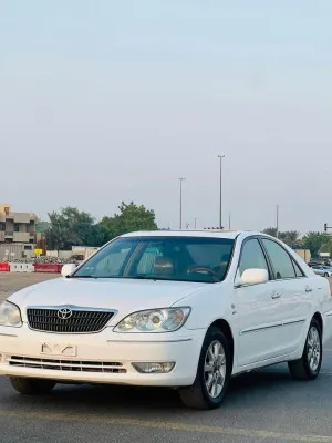2004 Toyota Camry