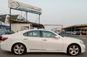 2011 لكزس آل آس ٤٦٠ in dubai