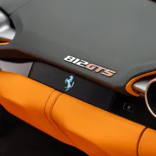 2021 فيراري 812 سوبر فاست