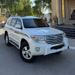 2014 Toyota Land Cruiser in dubai