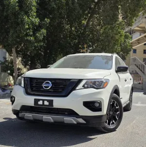 2020 نيسان باثفايندر  in dubai