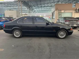 2000 BMW 5-Series