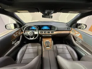 2023 مرسيدس-بنز GLS - جي ال اس