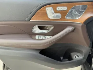 2023 مرسيدس-بنز GLS - جي ال اس