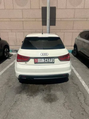2012 اودي آي ١