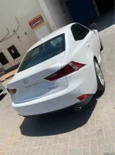 2014 لكزس اي اس