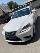 2014 لكزس اي اس