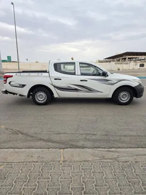 2016 Mitsubishi L200