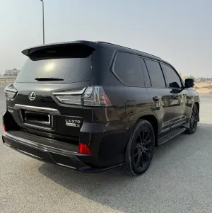 2019 Lexus LX 570