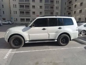 2014 ميتسوبيشي باجيرو