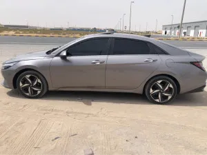 2021 هيونداي النترا
