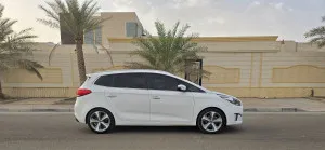 2016 Kia Carens