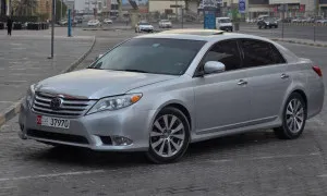 2011 Toyota Avalon in dubai