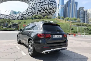 2021 مرسيدس-بنز GLC - جي ال سي