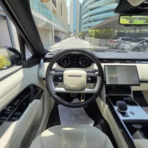2025 لاند روفر رينج روفر