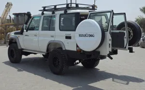 2017 Toyota Land Cruiser