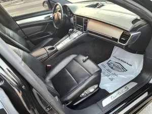 2012 بورش باناميرا