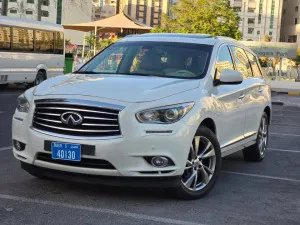 2013 Infiniti JX35 in dubai