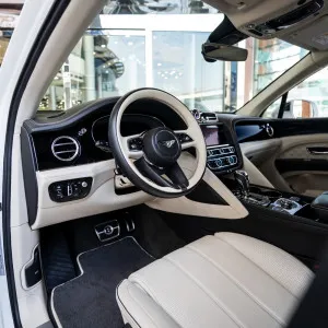 2023 Bentley Bentayga