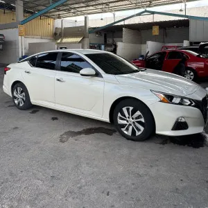 2019 Nissan Altima in dubai