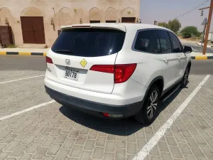 2016 هوندا بايلوت