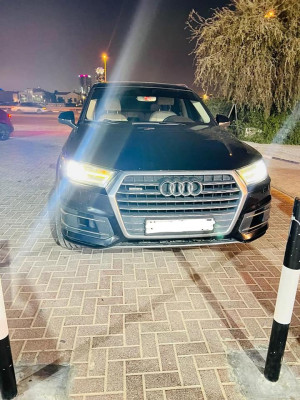 2016 Audi Q7 in dubai