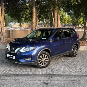 2018 نيسان روج in dubai
