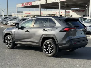 2019 تويوتا راف ٤
