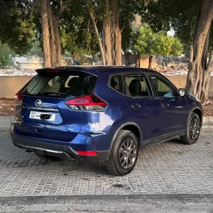 2018 نيسان روج