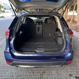 2018 نيسان روج