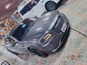 2016 كرايسلر ٣٠٠