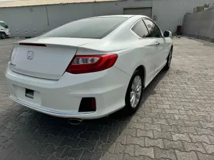 2015 هوندا أكورد