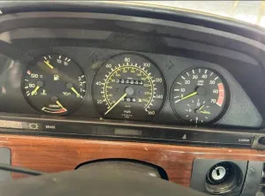1984 Mercedes-Benz 300