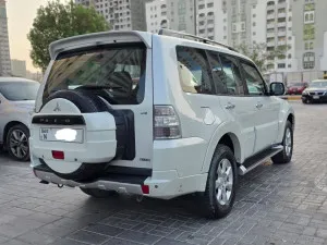 2012 Mitsubishi Pajero