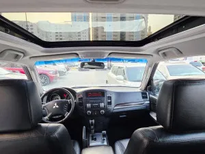 2012 Mitsubishi Pajero