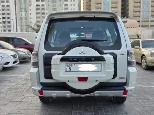 2012 Mitsubishi Pajero