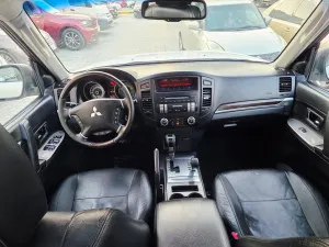 2012 Mitsubishi Pajero