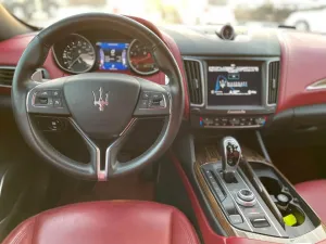 2017 Maserati LEVANTE