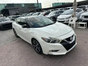 2017 Nissan Maxima in dubai