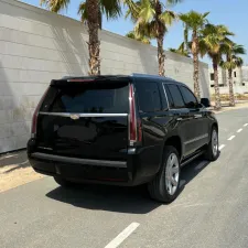 2016 كاديلاك اسكاليد