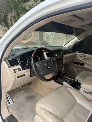 2015 Lexus LX 570