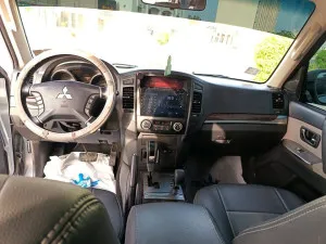 2013 Mitsubishi Pajero