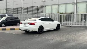2016 Nissan Maxima
