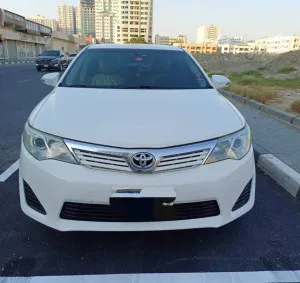 2014 تويوتا كامري